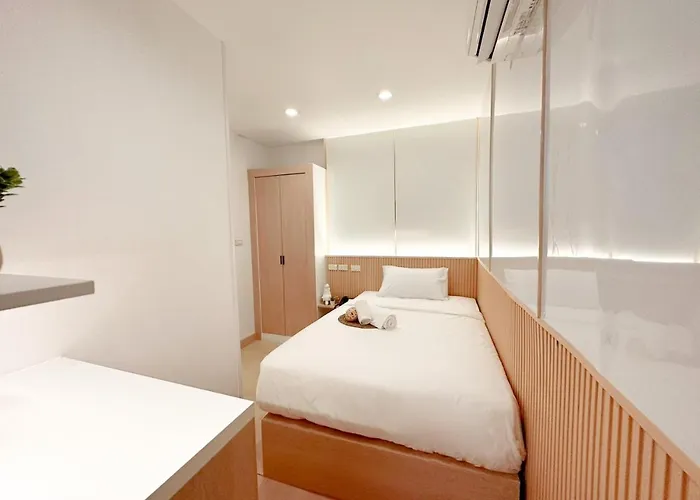 Thrive Hotel